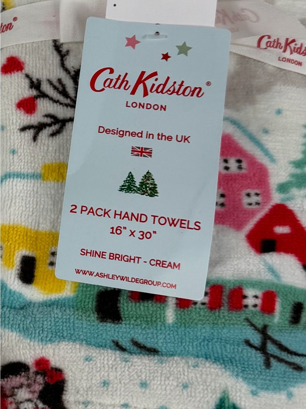 2 PC Cath Kidston Cream Holiday Village Hand Towels - Nostalgic Snowy Scene - Picture 2 of 3